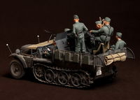 Crew for Sd.Kfz.10/4 fur 2cm FlaK 30 (for Dragon 6739) 5 figures